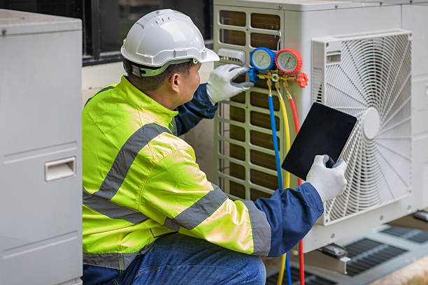Professional Hvac technician working in Waves, NC